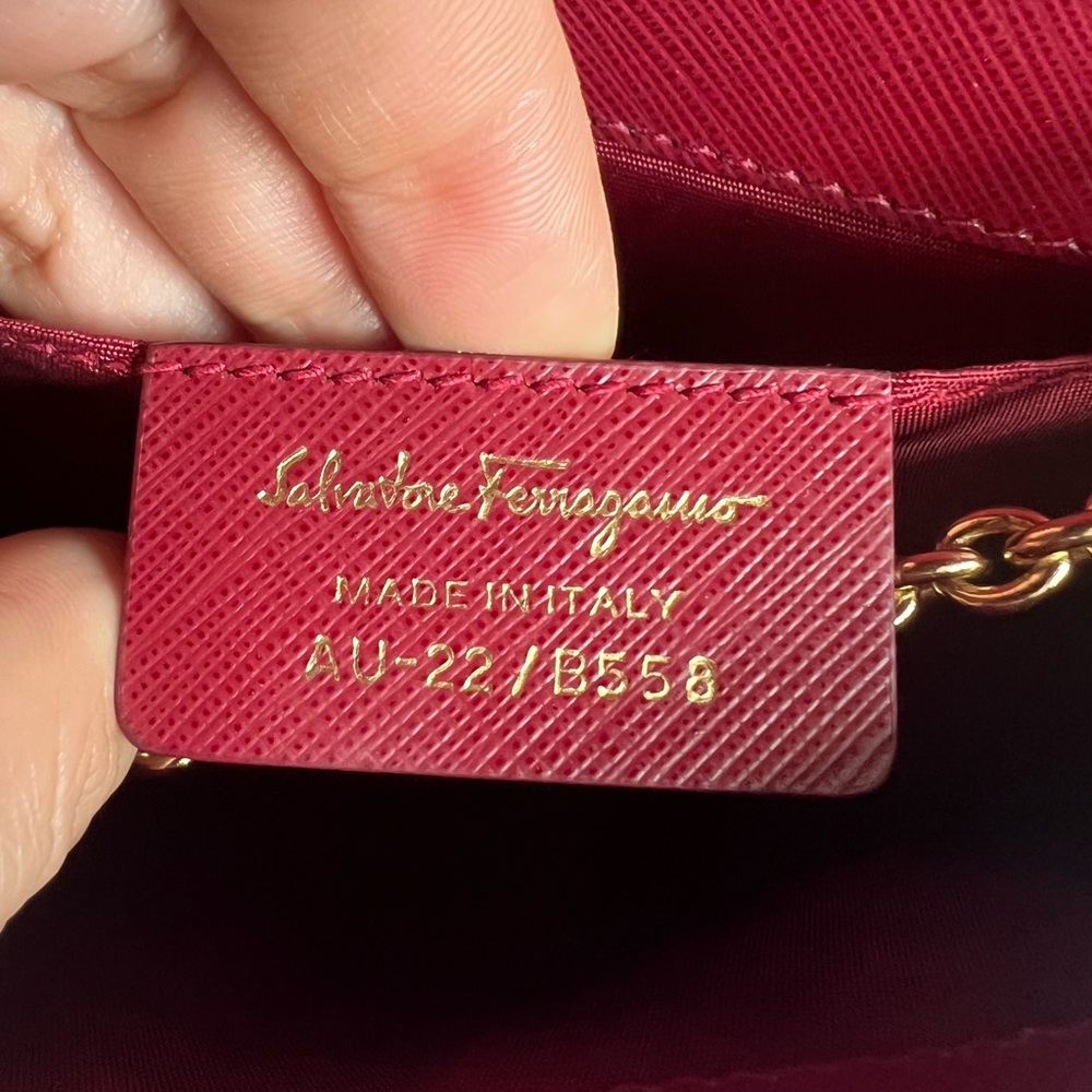 Salvatore Ferragamo Burgundy Crossbody Bag with Gold Chain - Picture 8 of 12